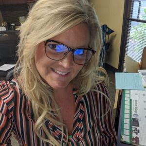 Meet your Posher, Tiffany